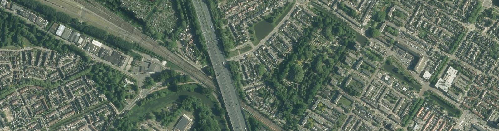 Luchtfoto van Officiervliet-Oost