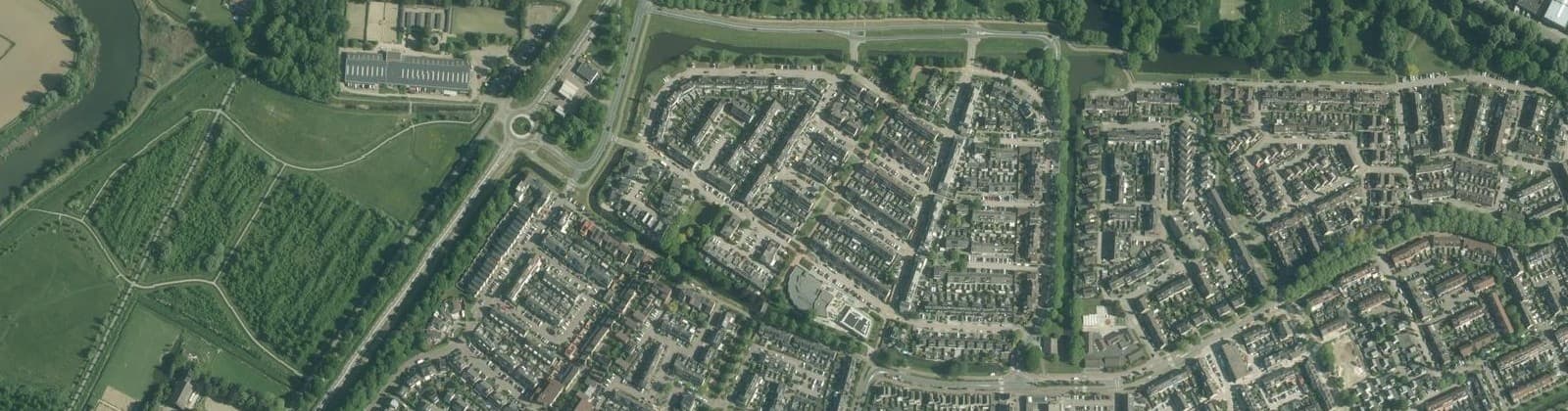 Luchtfoto van Klarinetsingel en omgeving