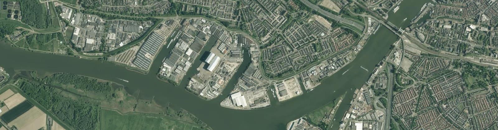 Luchtfoto van Industriegebied Groote Lindt