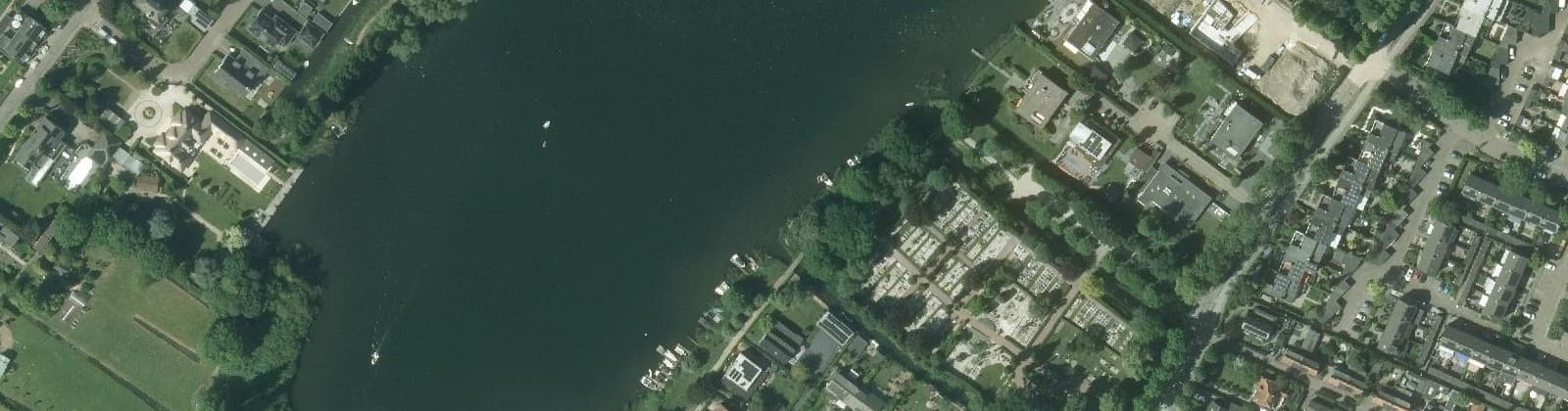 Luchtfoto van Molenweg-West