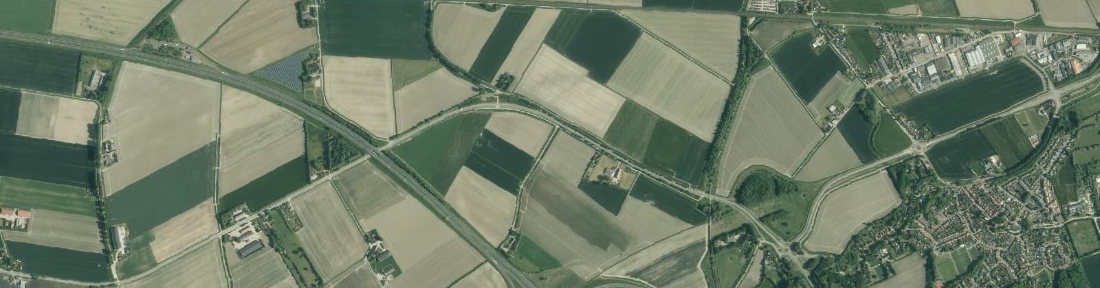Luchtfoto van Verspreide huizen in het Westen
