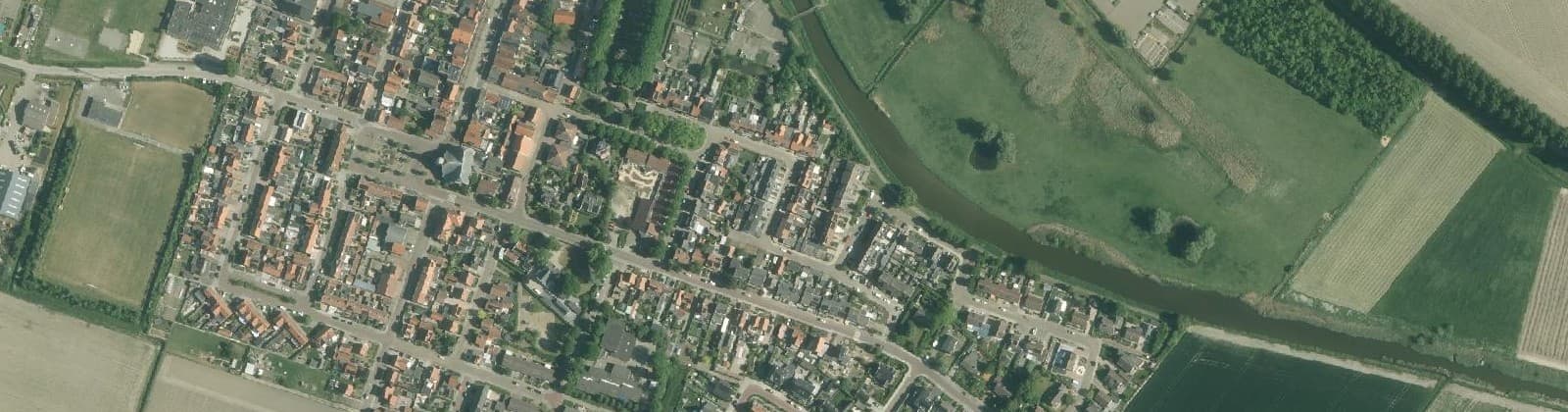 Luchtfoto van Stavenisse