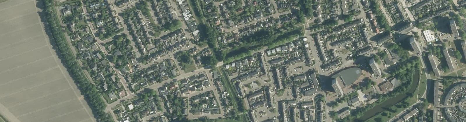 Luchtfoto van Paauwenburg West