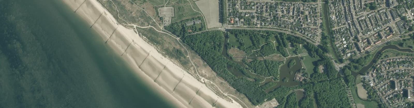 Luchtfoto van Westduin