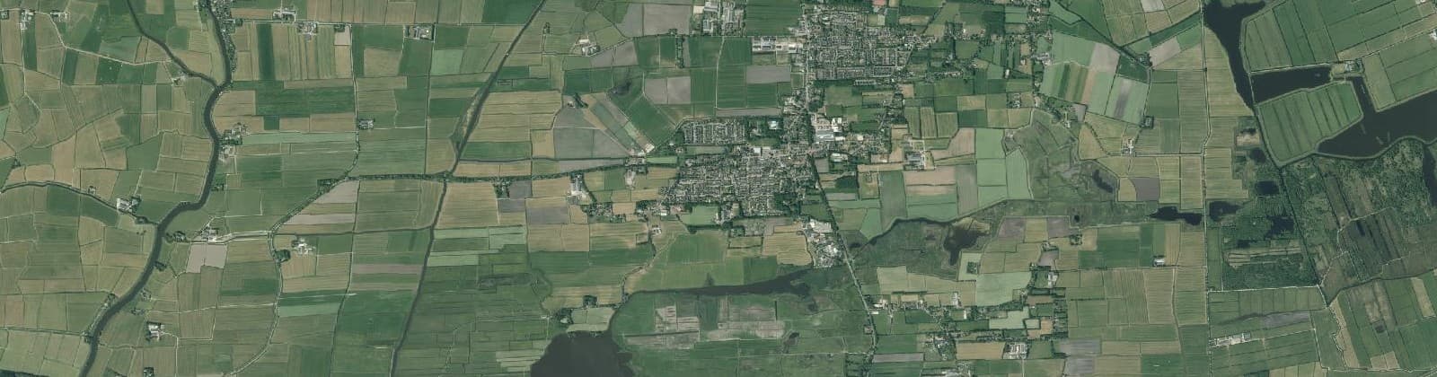 Luchtfoto van Verspreide huizen Gytsjerk