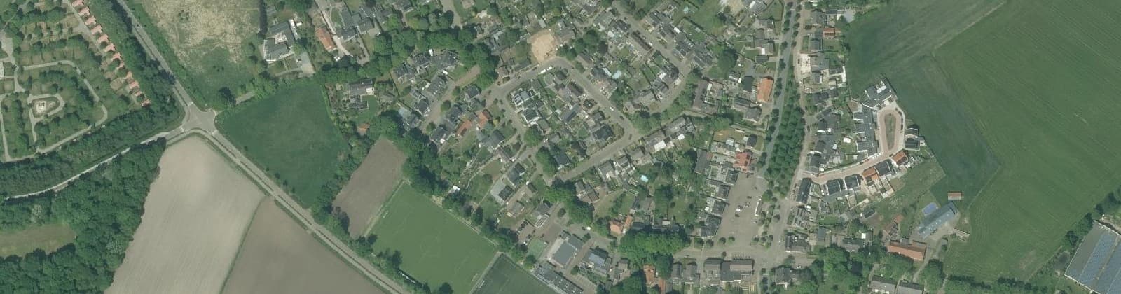 Luchtfoto van Ommel centrum