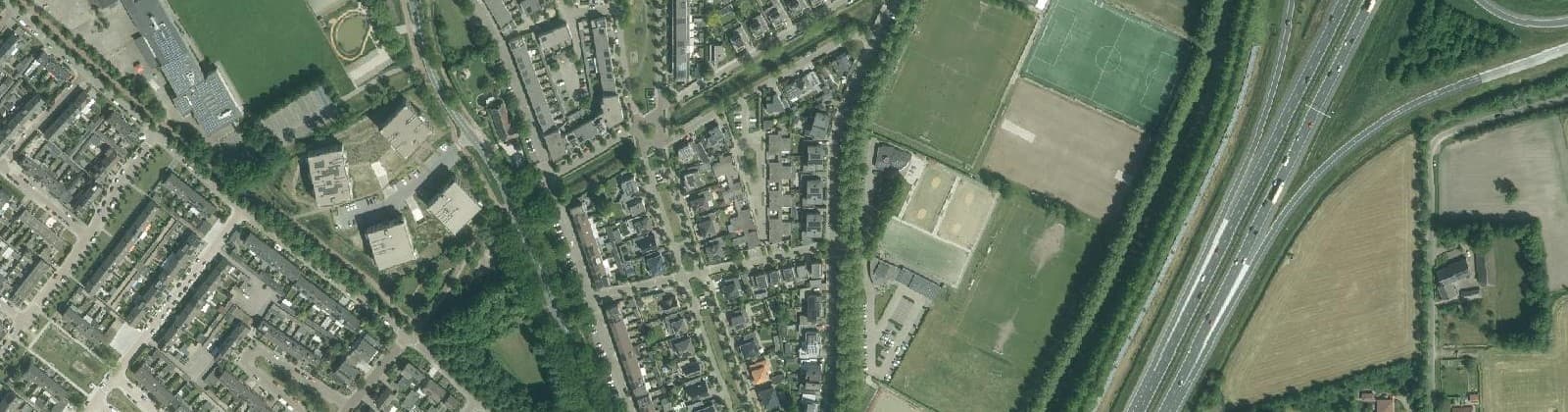 Luchtfoto van Hoge Neerstraat