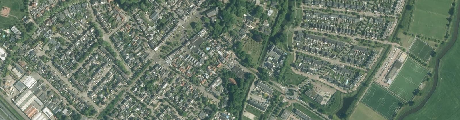 Luchtfoto van Empel oost