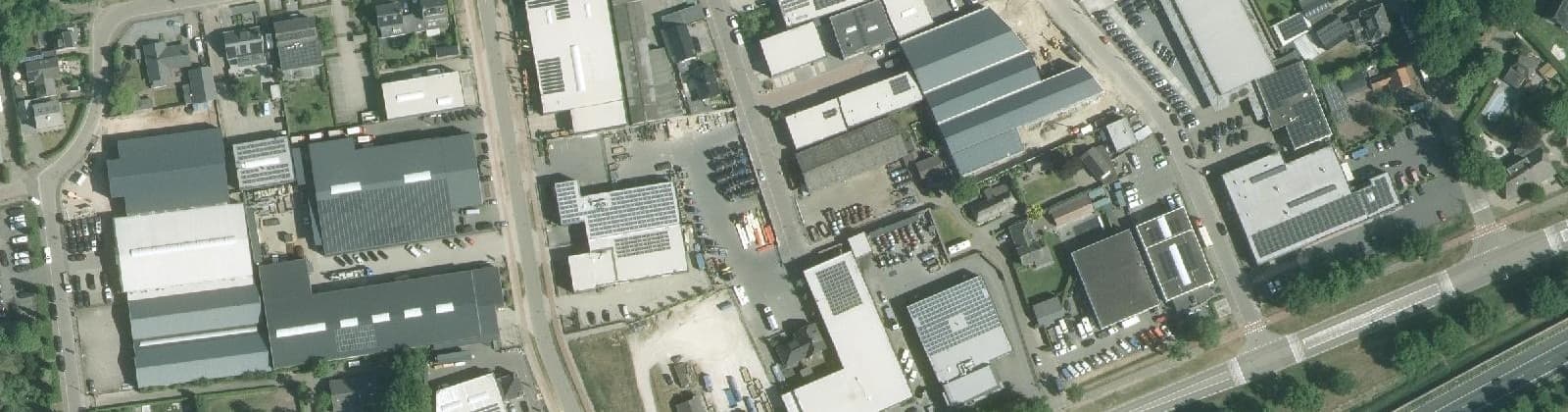 Luchtfoto van Bedrijventerrein Nuland