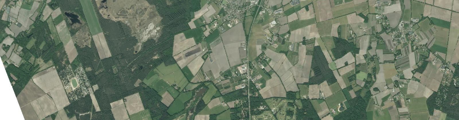 Luchtfoto van Verspreide huizen Esbeek