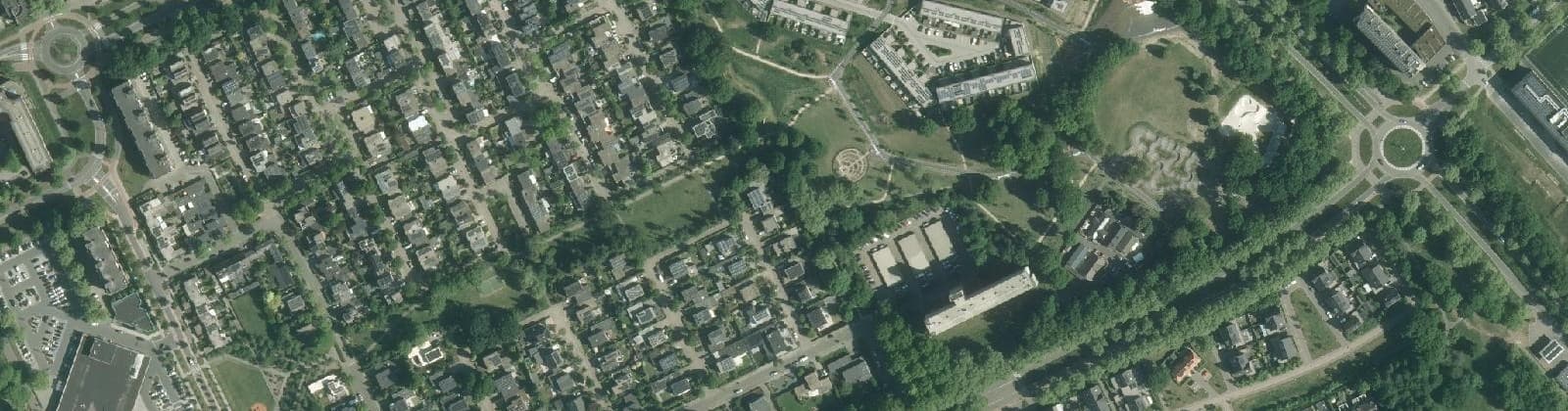 Luchtfoto van Beethovengaarde en Lisztgaarde