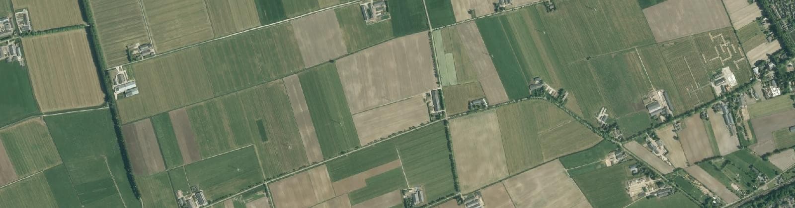 Luchtfoto van Buitengebied ten noorden van Geffen