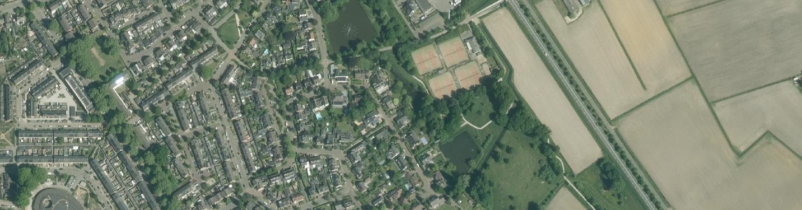 Luchtfoto van Venkant, Beekkant en Beekvliet