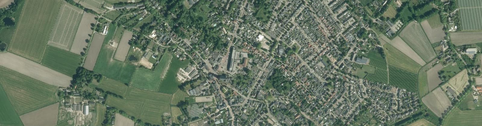Luchtfoto van Den Dungen