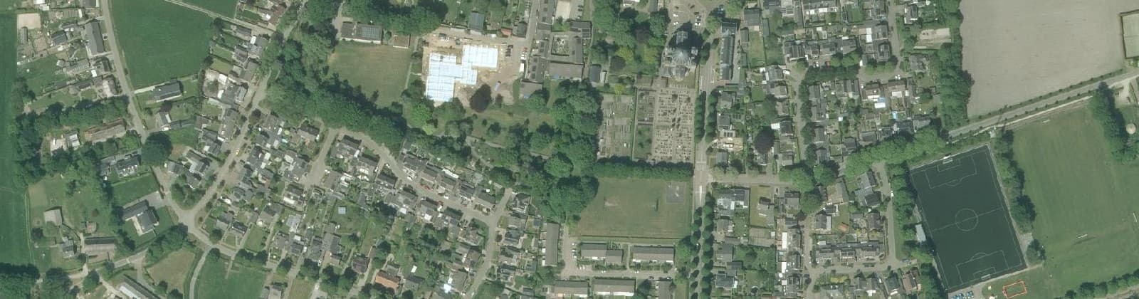 Luchtfoto van Lierop centrum