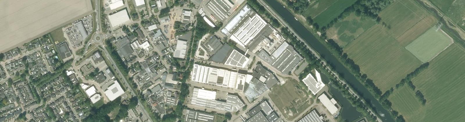 Luchtfoto van Half Elfje