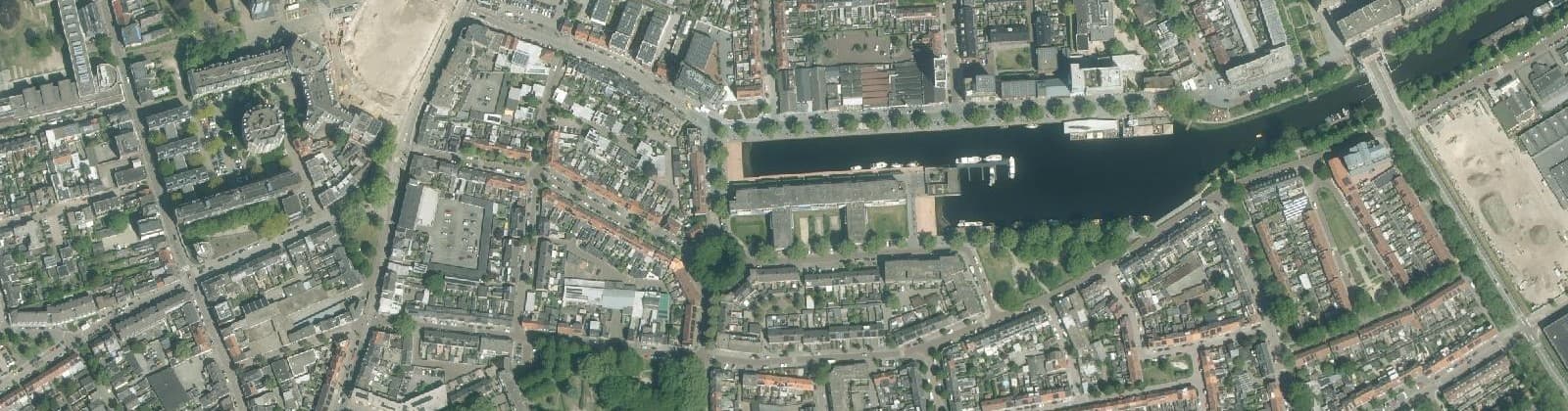 Luchtfoto van Piushaven