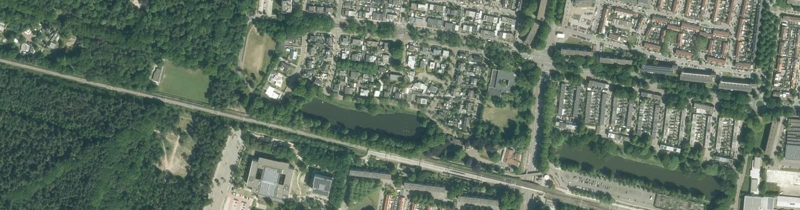 Luchtfoto van Vijverlaan