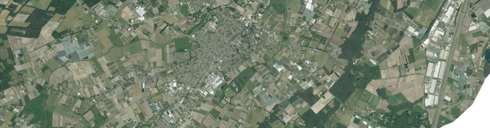 Luchtfoto van Verspreide huizen Zundert