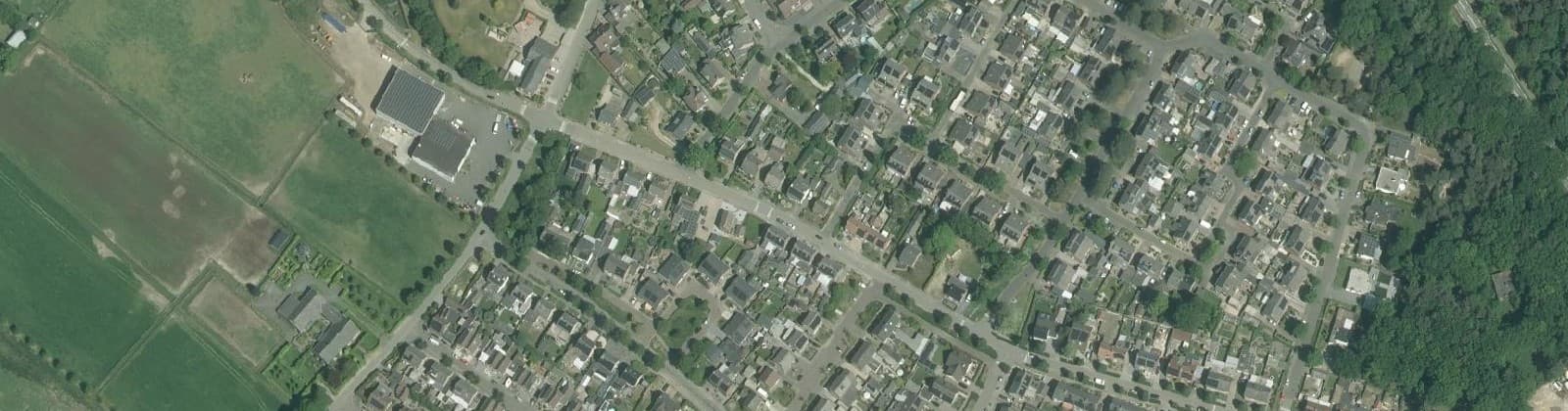 Luchtfoto van Well-Oost