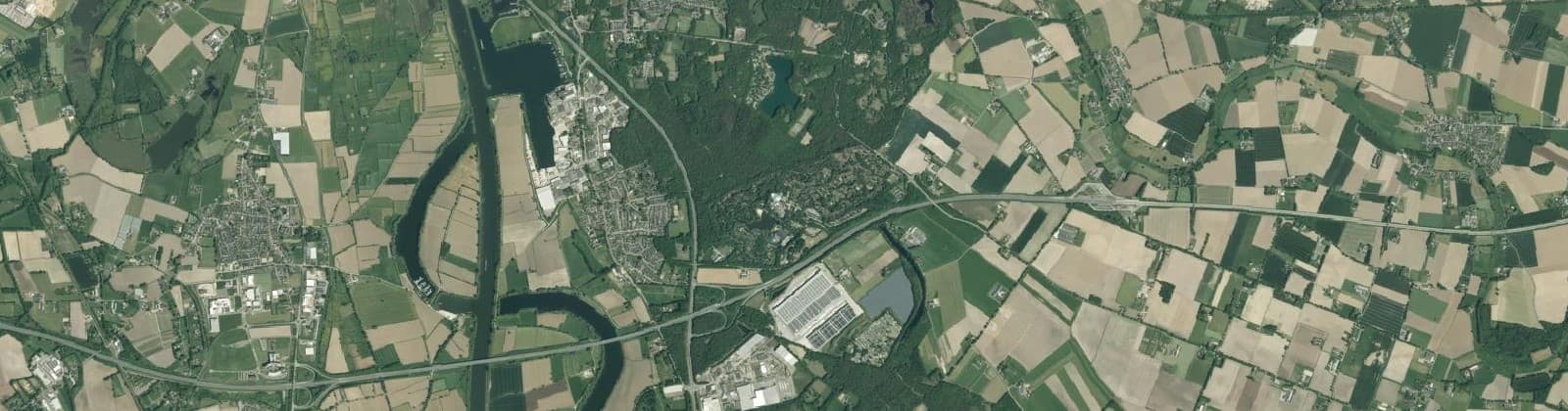 Luchtfoto van Heijensebos