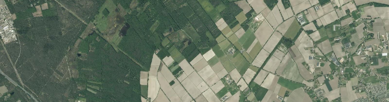 Luchtfoto van Boeket-Hoogbosweg