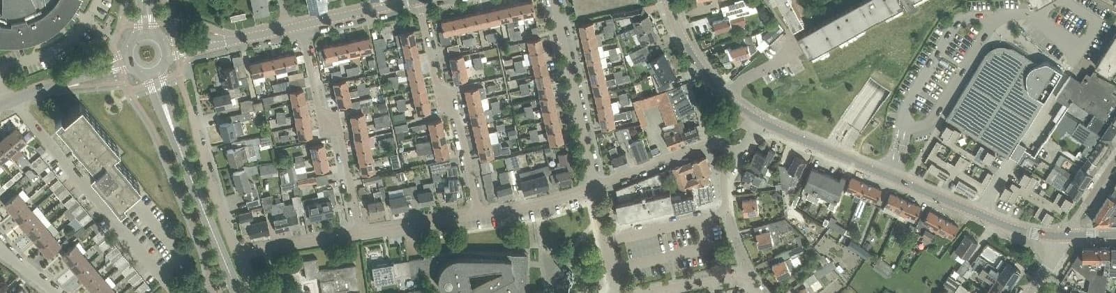Luchtfoto van West midden