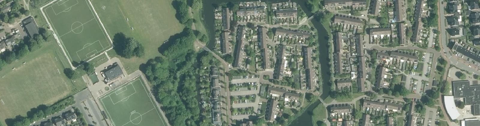 Luchtfoto van Sportpark Schouw
