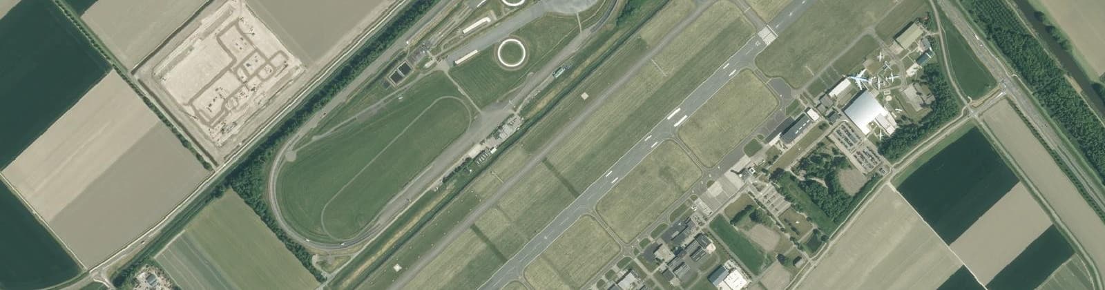 Luchtfoto van Airport Lelystad