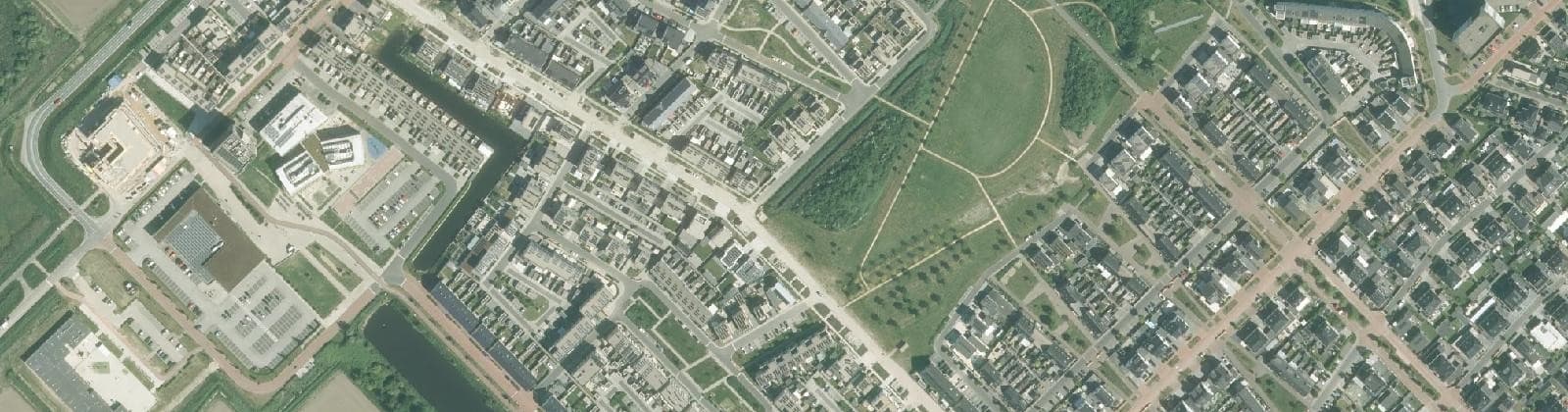 Luchtfoto van Flora West