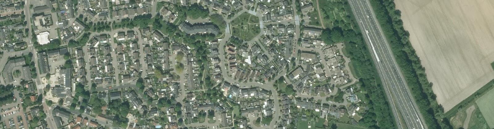 Luchtfoto van Stuksbeemden