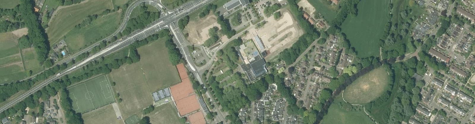 Luchtfoto van Den Esch