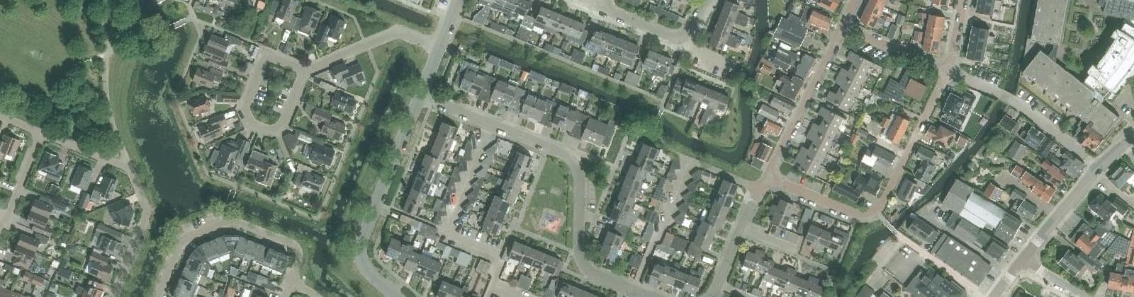Luchtfoto van Dokter Lohmanstraat en omgeving