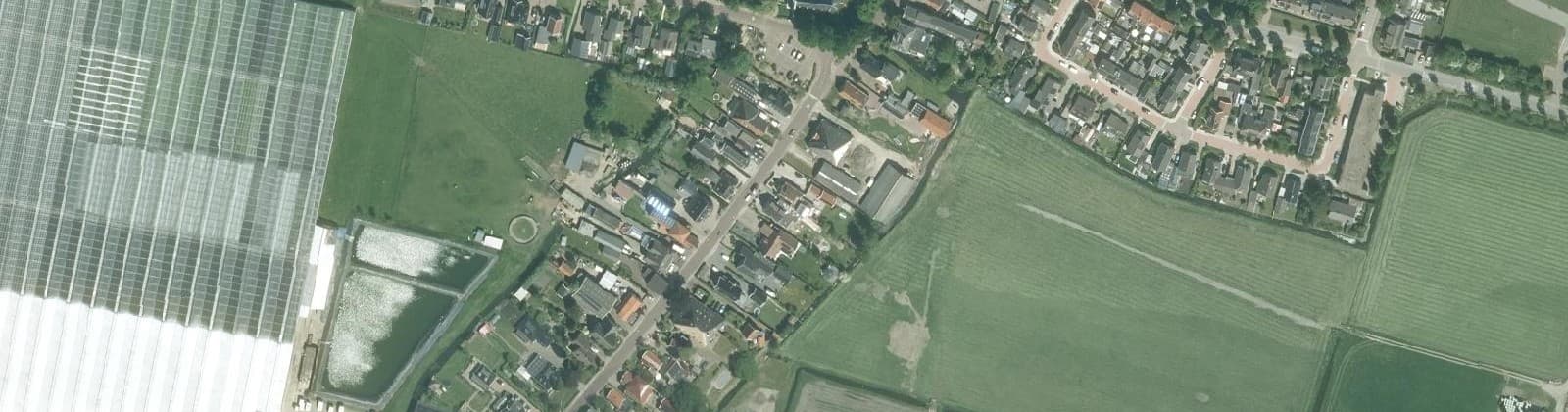 Luchtfoto van Dorpsweg en omgeving