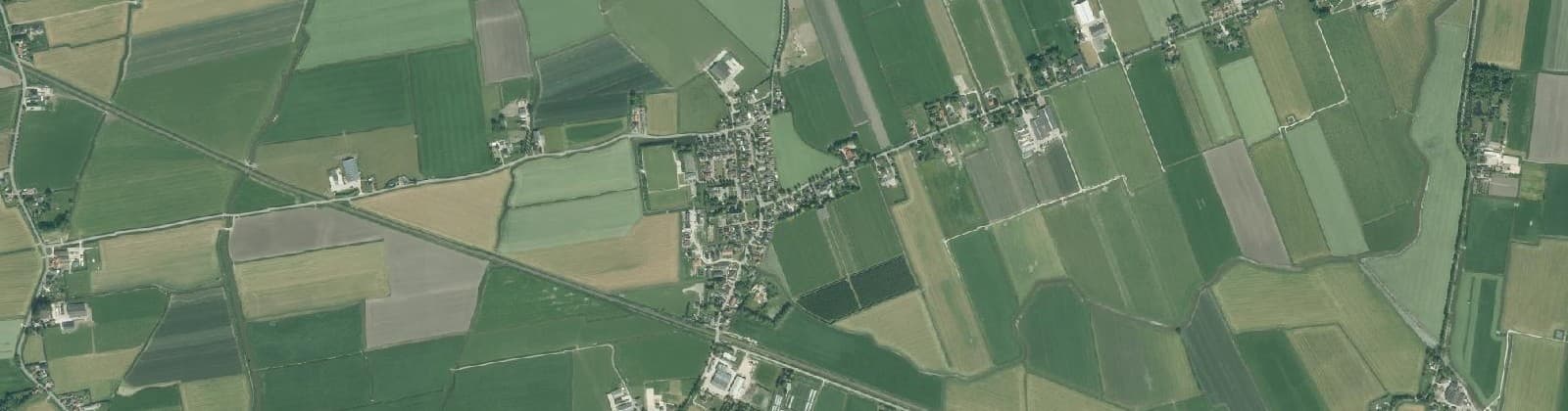 Luchtfoto van Zuidermeer Verspreide huizen West