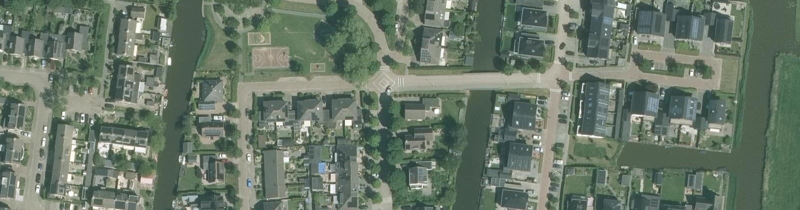 Luchtfoto van Bruggevaart en omgeving