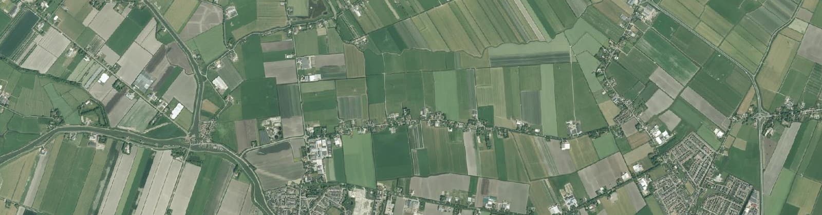 Luchtfoto van Ursem Verspreide huizen Noord