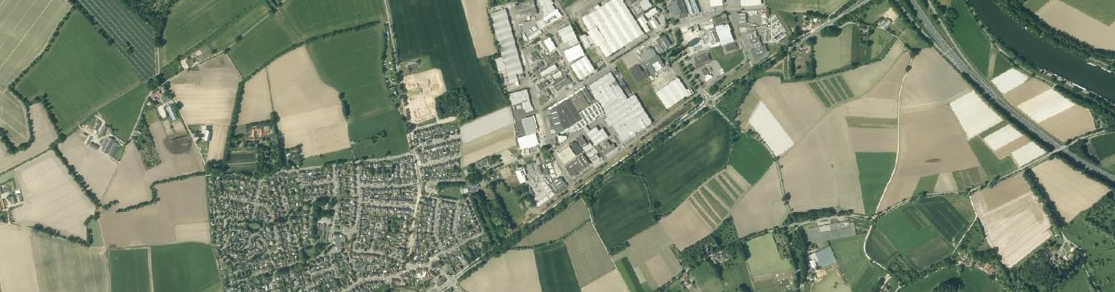 Luchtfoto van Verspreide huizen Ittervoort