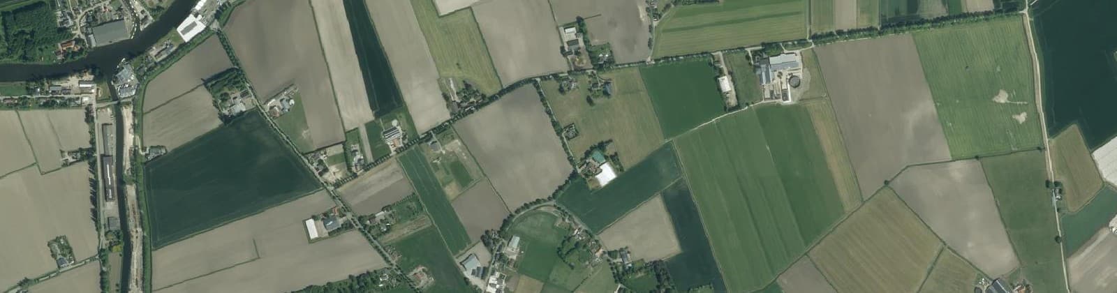 Luchtfoto van Verspr.h. ten noorden van Oudenbosch