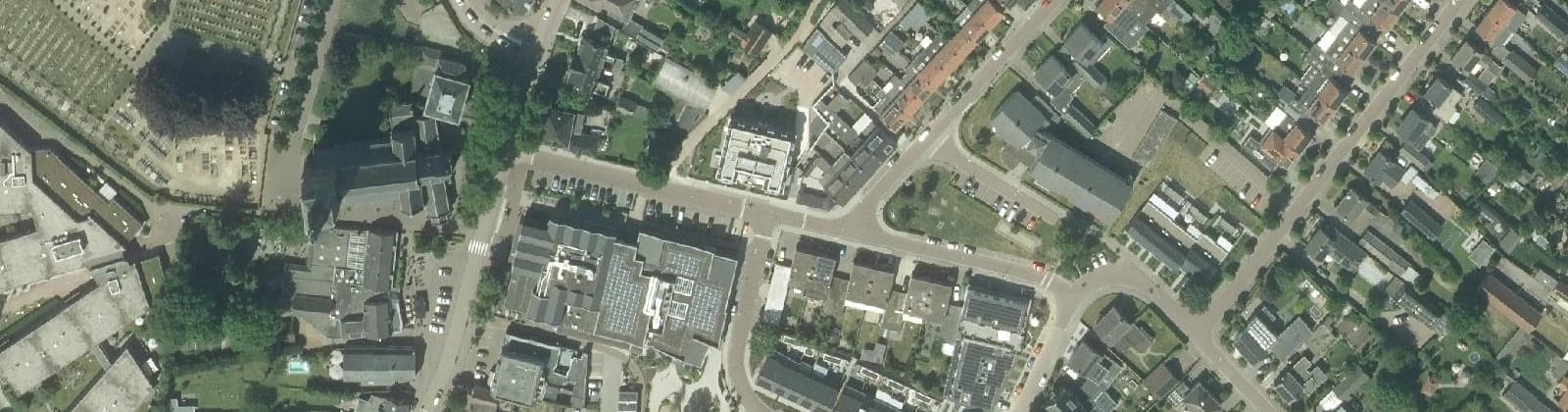 Luchtfoto van Dorpstraat