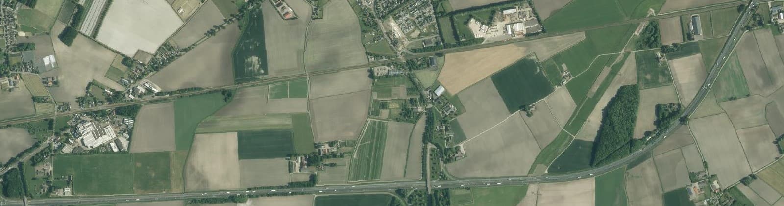 Luchtfoto van Verspreide huizen Wouw in het Zuiden