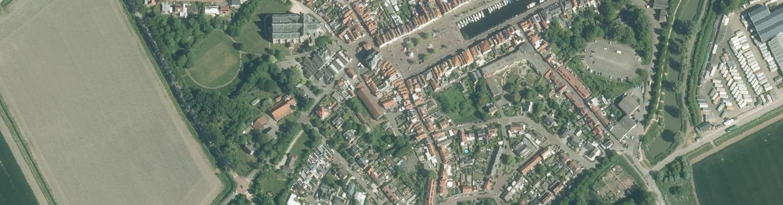 Luchtfoto van Brouwershaven