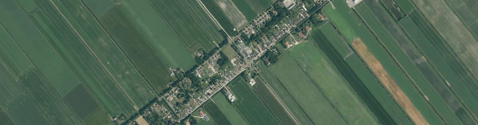 Luchtfoto van Valthermond Mondenweg