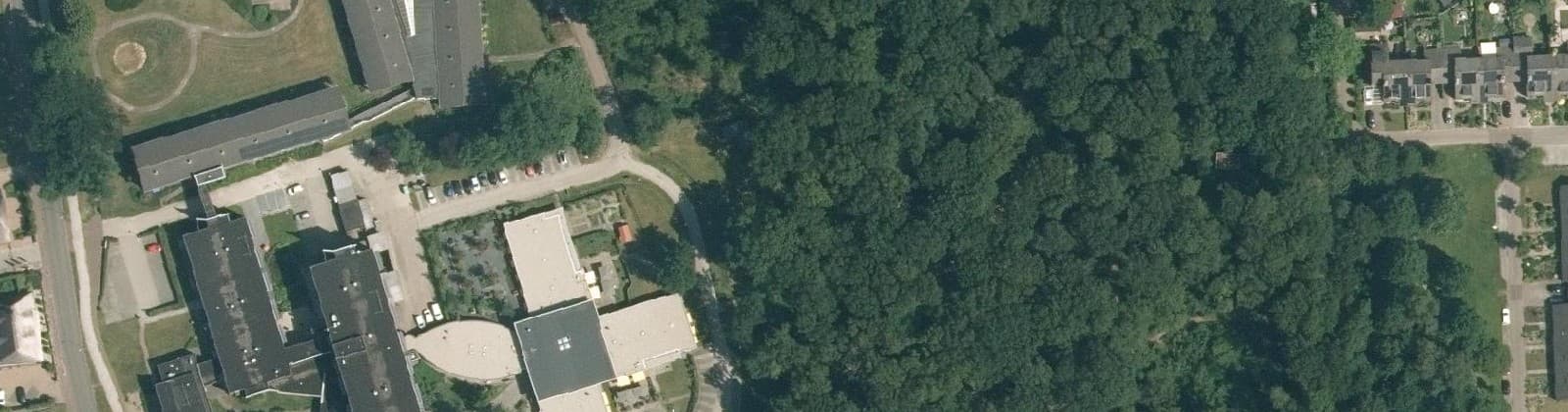 Luchtfoto van Langhietskamp