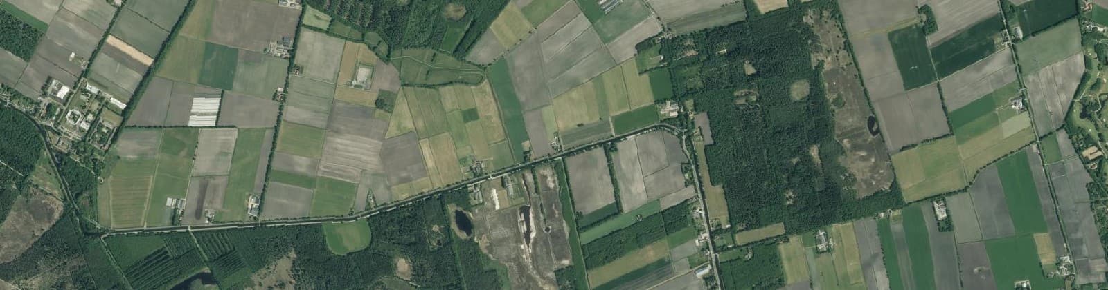 Luchtfoto van Verspreide huizen Huis ter Heide