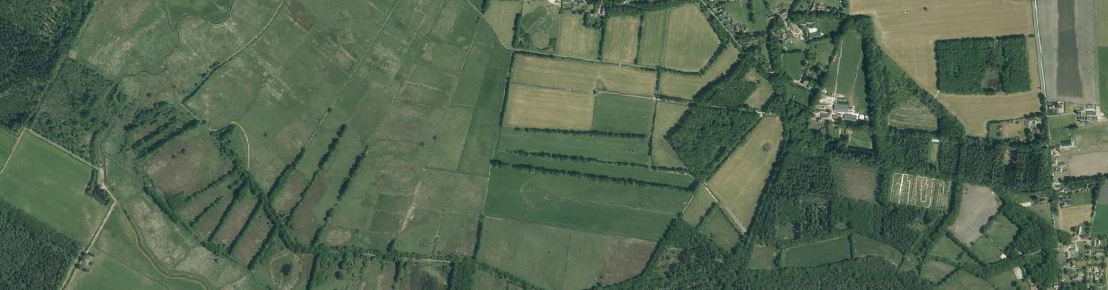 Luchtfoto van Verspreide huizen Westervelde