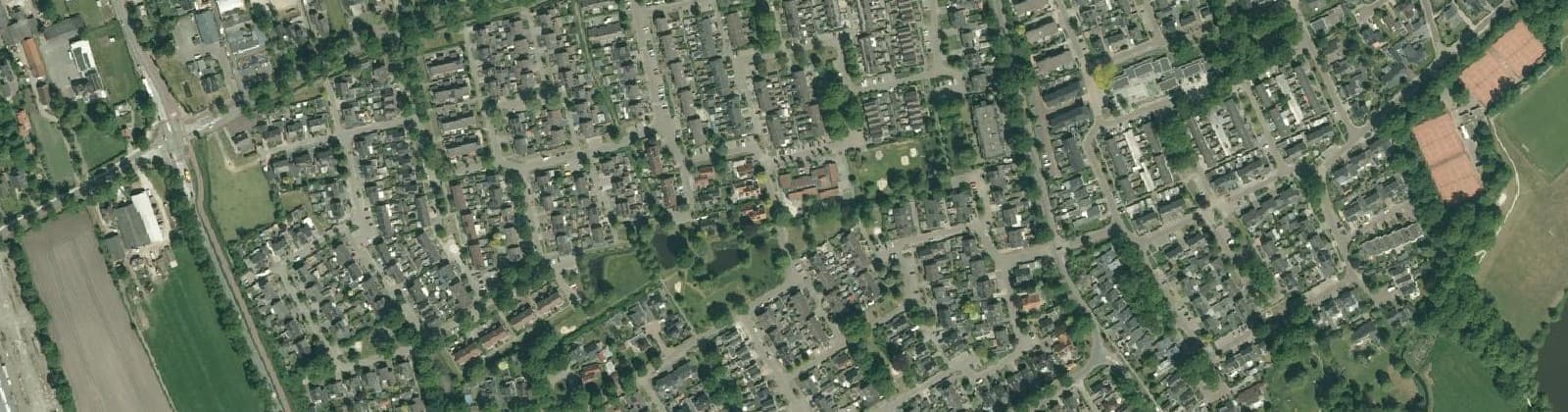 Luchtfoto van Vriezenveen Elzenhoek