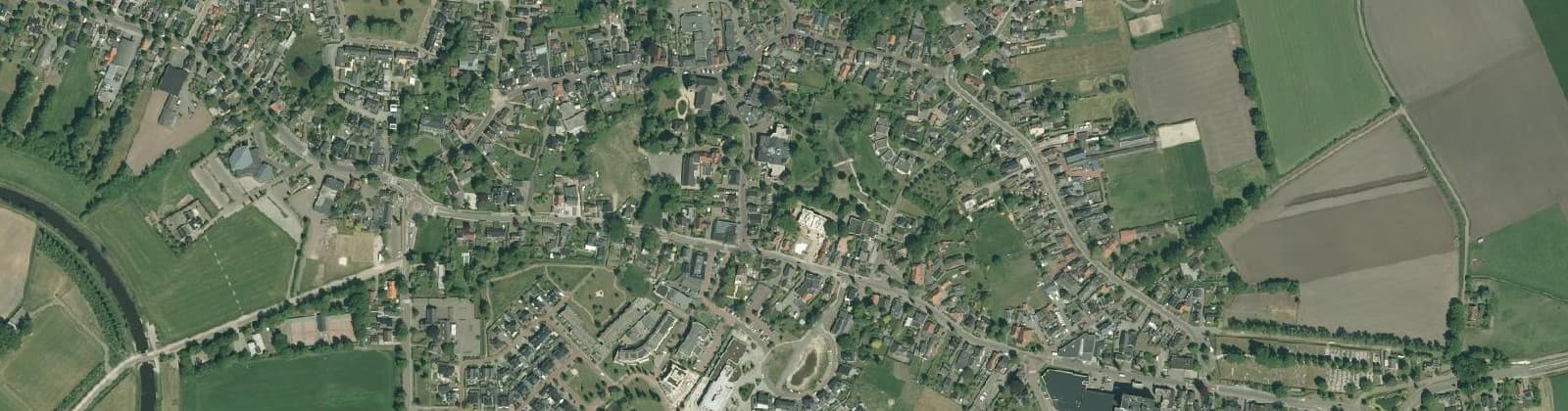 Luchtfoto van Den Ham