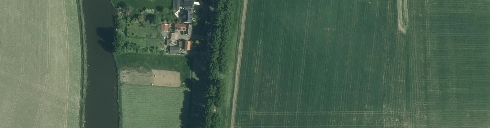 Luchtfoto van Tonnekreek