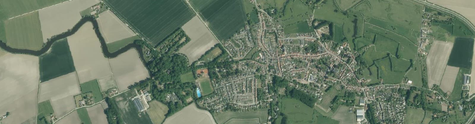 Luchtfoto van Aardenburg